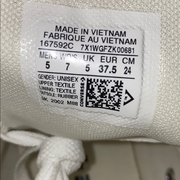 Unisex Chuck Taylor Converse sneakers high t… - Picture 9 of 11